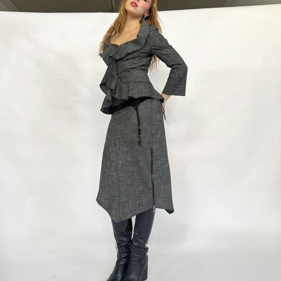 ISABEL DE PEDRO GREY TWO PIECE SKIRT SUIT SET - Picture 11 of 11